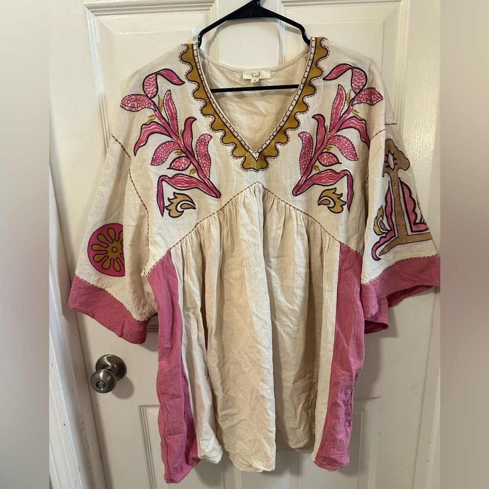 Easel Beige Textured Top